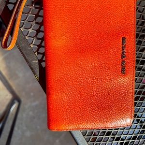 New all leather Michael Kors Wallet